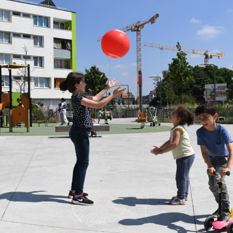 Rénovation urbaine : davantage de requalification, de démolition et de résidentialisation pour changer la qualité de vie des habitants 