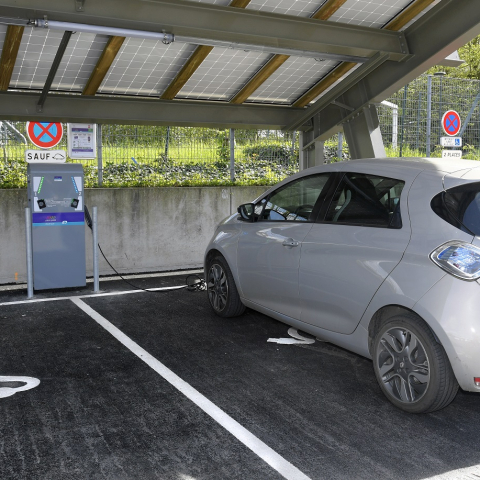 La Métropole Européenne de Lille équipe massivement le territoire de bornes de recharge pour accompagner le développement rapide de l’électromobilité