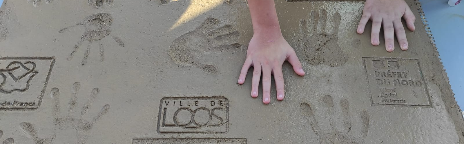 La première pierre de la future Cité des enfants et des parents a été posée à Loos